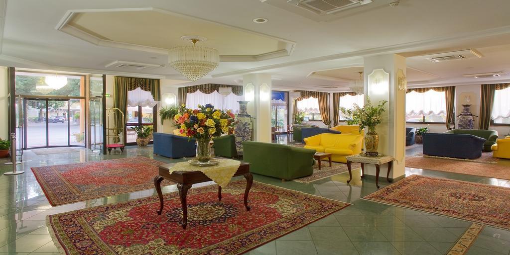 Valdenza Hotel Campegine Екстериор снимка